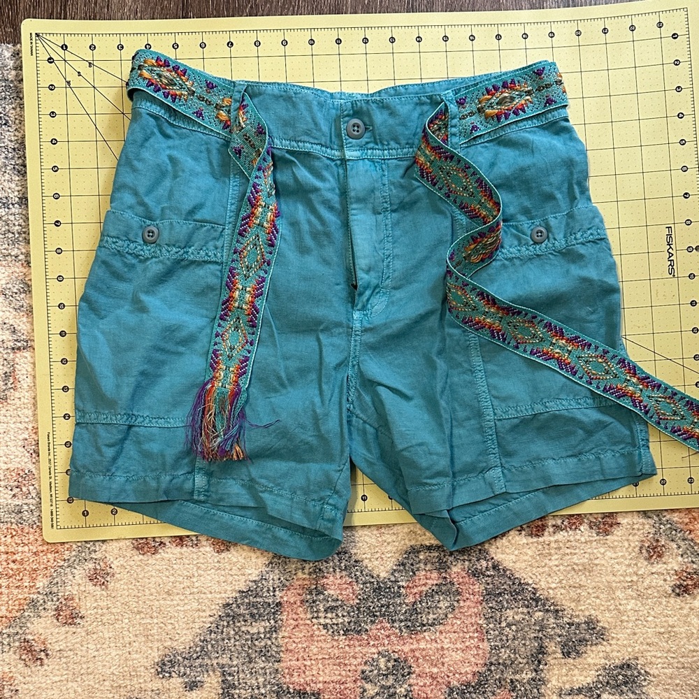 Sundance Teal Cargo Shorts with Multicolor Woven Belt